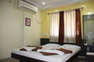 Lodge Kamal Gheware Embassy, Sangli 3